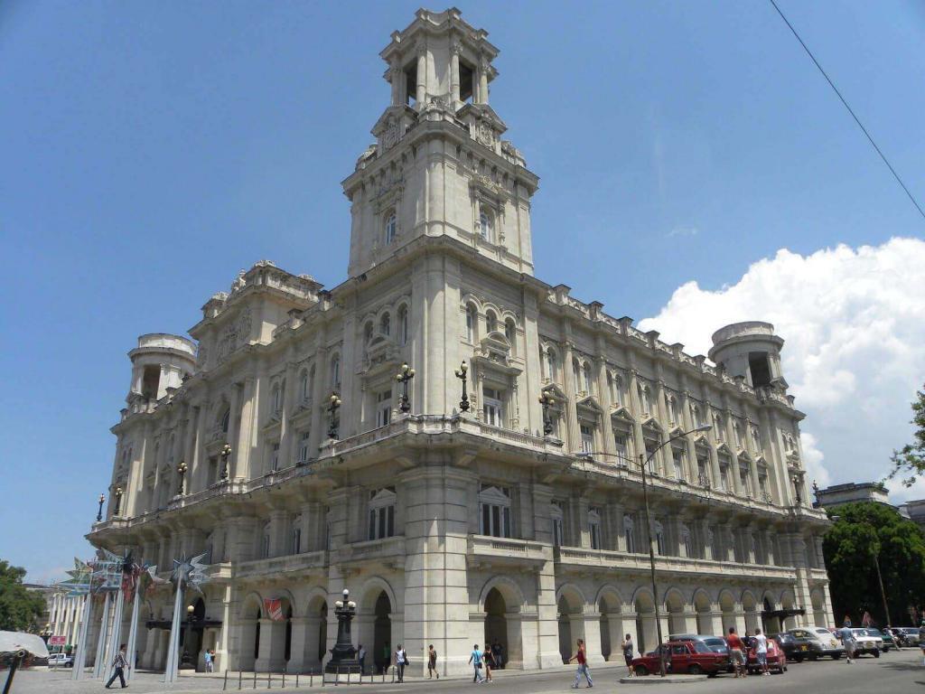 Küba Ulusal Güzel Sanatlar Müzesi - Museo National de Bellas Artes de la Habana